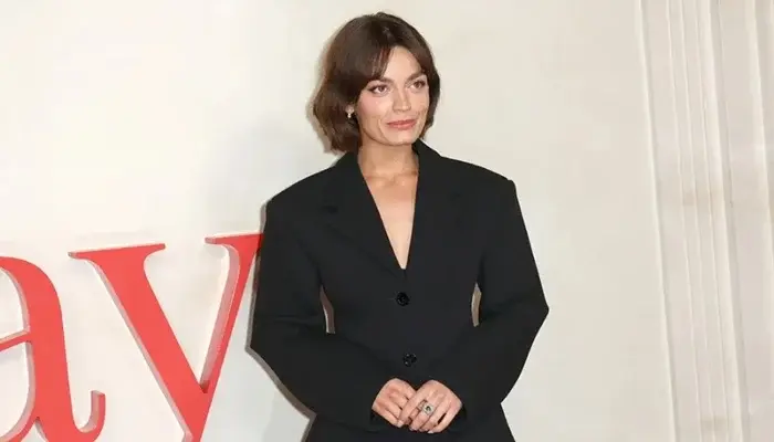 Emma Mackey: From Breakout Star to One of Her Generation’s Most Compelling Performers